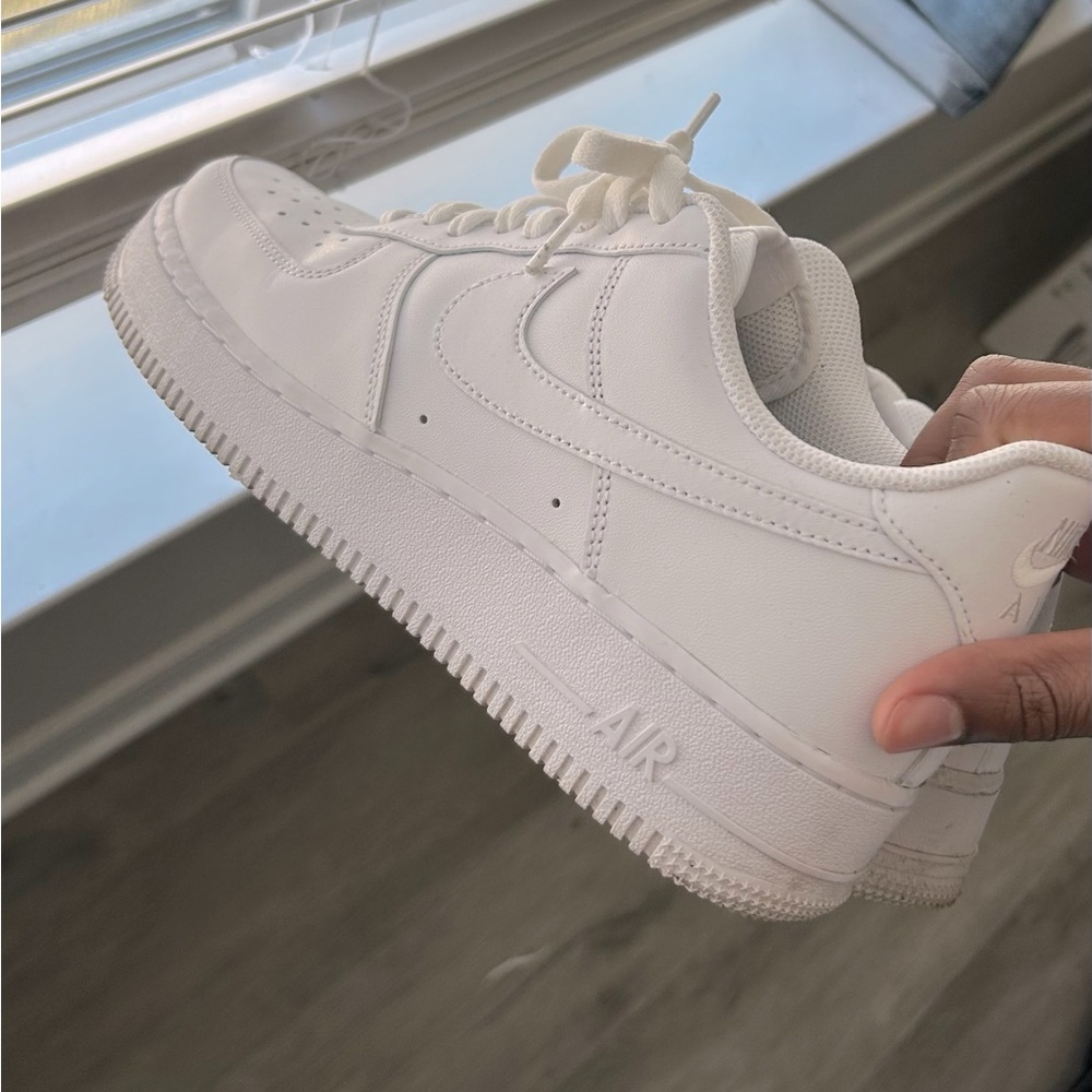 Air Force 1 low